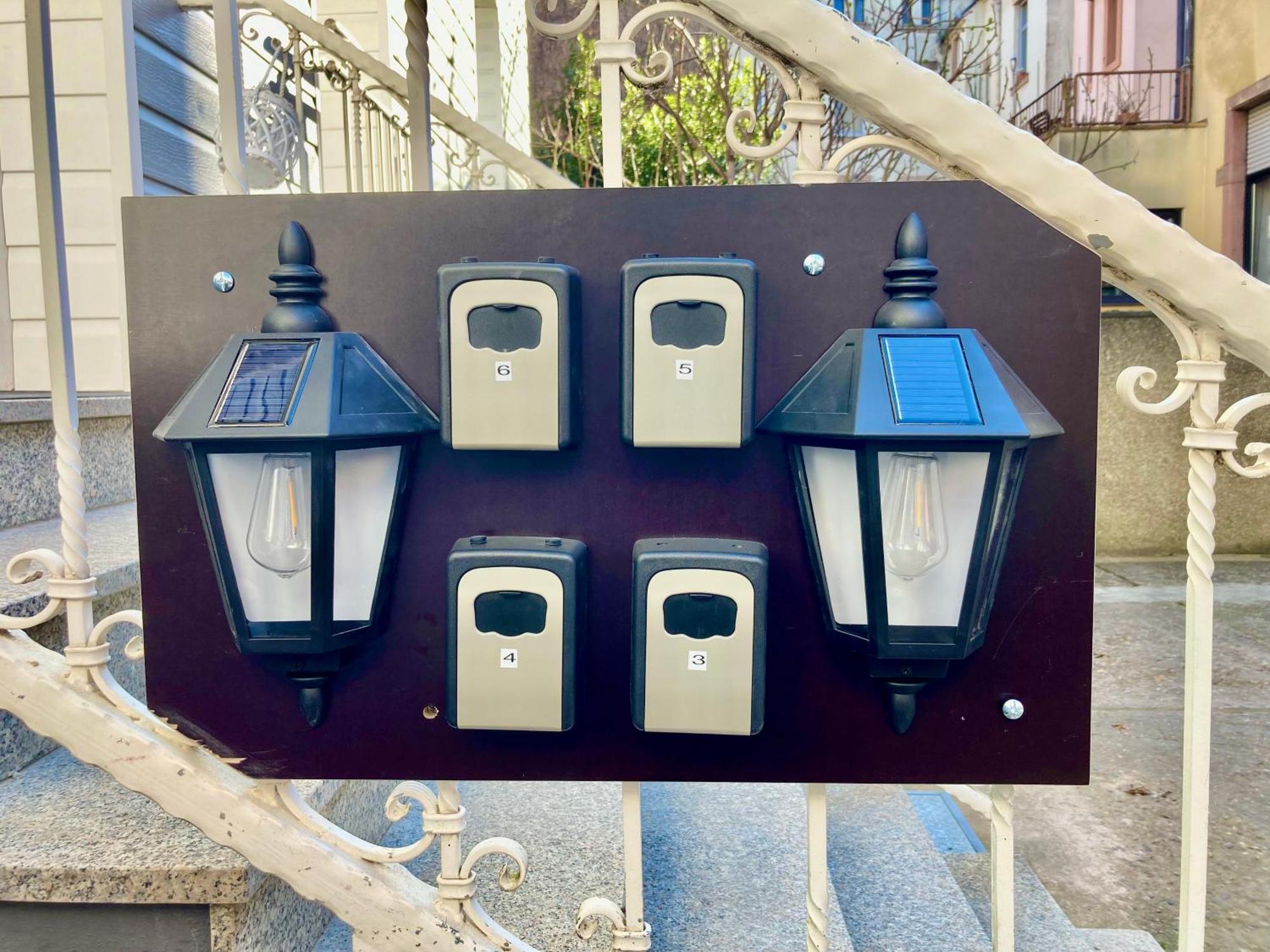 Living At Saarpartments - Adultsonly - Business & Holiday Homes With Kitchen For Long- And Short Term Stay, 3 Min To St Johanner Markt And Points Of Interest ザールブリュッケン エクステリア 写真